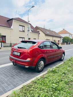 Prodej Ford Focus 1,6 74 kW benzinový motor - 3