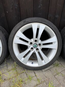 Prodám pěkné originální kola Škoda - 3