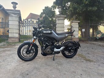 Husqvarna Svartpilen 401, 1200km - 3