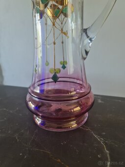 starožitný, bohatě dekorovaný džbán - 3