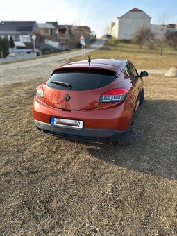 Renault Megane Coupe - 3
