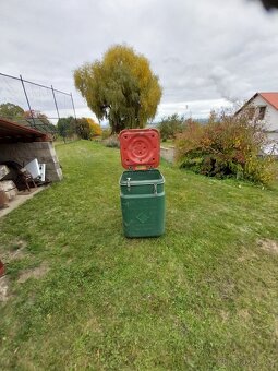 Prodam nadobu - uzaviratelnou - 3