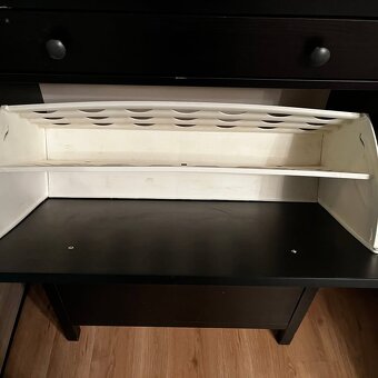 Botníky Ikea Hemnes - 3