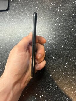 iPhone 7, 32 GB. - 3