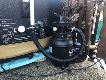 Prodám nafukovací vířivku. - 3