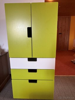 2x dětský psací stůl a skříňka - 3