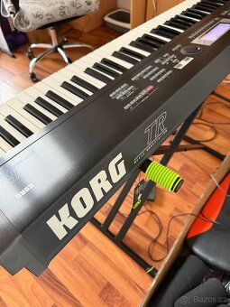 Korg TR76 - 3