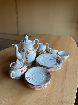 Broušené sklo, porcelán , obrazy a různé poklady - 3