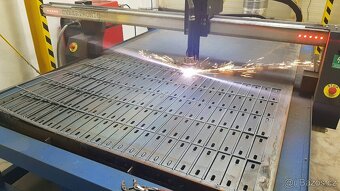 Cnc plazma router 1500x3000mm s rotační osou - 3