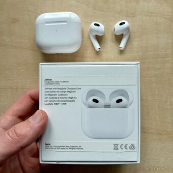 AirPods 3 s Magsafe pouzdrem - 3