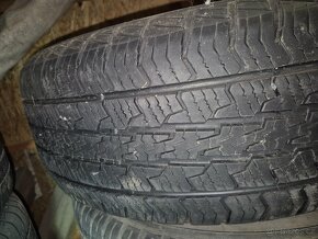 275/60 R20 - 3