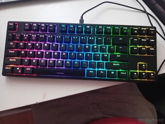 Prodám CZC gamimg klavesnici za slušnou cenu - 3