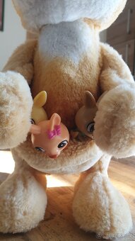 klokanice Josefína, Hasbro Fur Real Friends - 3