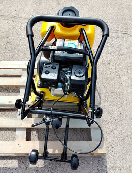 Vibrační deska Wacker Neuson SLS 90VY5D - 3