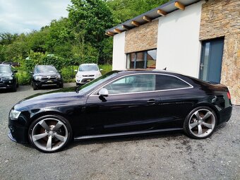 Audi RS5 4.2 FSi V8, 450 koní, r.v. 4/2011 - 3