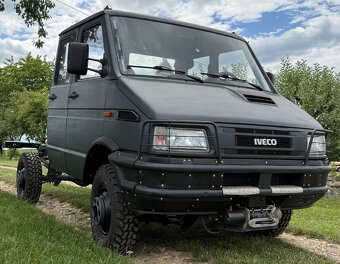 Na predaj zrekonštruovaný Iveco Daily 40.10 4x4 s doj kab - 3