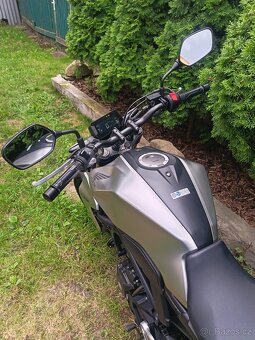 Honda CB 300 R - 3