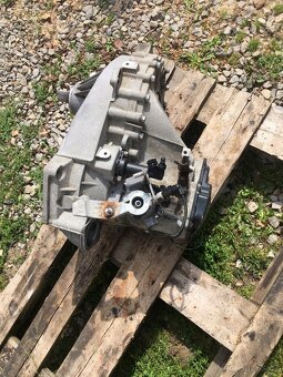 VW T5 1.9tdi 62kw převodovka JQR 17 - 3