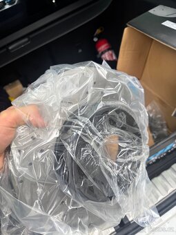 Sportovní chlazené kotouče 307mm BMW 3 a 4 - G20/21 a G22 - 3