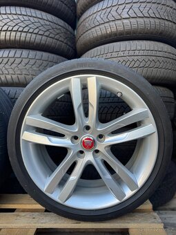 Originál sada R19 Jaguar 5x108 dvourozměrné - 3