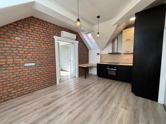 Pronájem bytu 2+kk 36m2 - 3