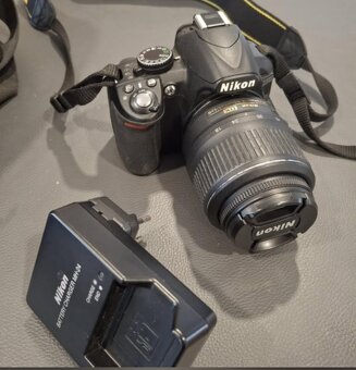 Nikon D3100 - 3
