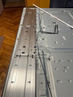 Prodám Samsung UE65NU7172U - BN94-06454V - 3