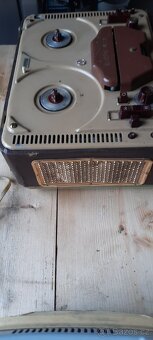 Magnetofon Tesla - 3