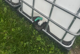 IBC kontejner na 1000 litrů - 3