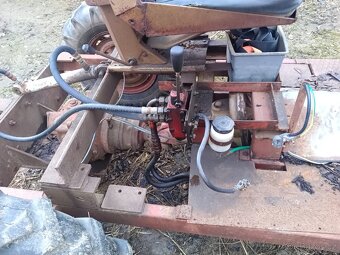 Traktor, malotraktor- domácí výroba motor octavia - 3