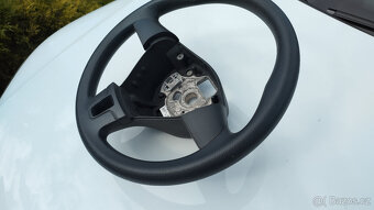 Trojramenný volant VW 7N0419091 - 3