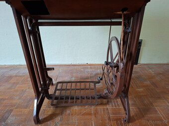 Šicí stroj Minerva - 3