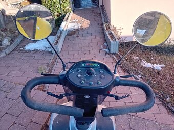 elektrický invalidní vozík - 3