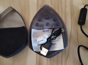 HD kamera Lifecam Studio Microsoft, 3x sluchátka - 3