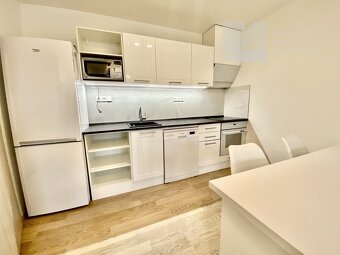 Prodej bytu 2+kk, 44 m2, Parovací stání - Rosice - 3