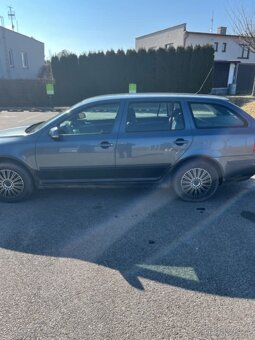 Octavia 2 v naftě - 3