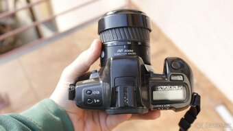 Analogový fotoaparát Minolta dynax 303 si - 3