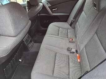 Prodám Vyměním bmw E60 525d 130kw plus čip - 3
