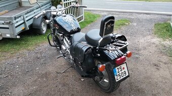 Honda Magna 750 - 3