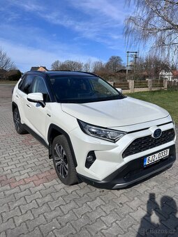 Prodám Toyota Rav 4 Hybrid Exekutiv top 360 JBL pano - 3