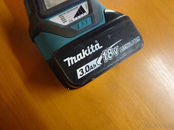 Aku úhlová bruska Makita DGA511. Zánovní stav - 3