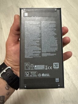 Samsung Galaxy S 25 , 12GB/256GB , Šedá, Nový, Záruka 2 roky - 3