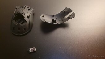 Herní myš Razer Deathadder V2 x Hyperspeed - 3
