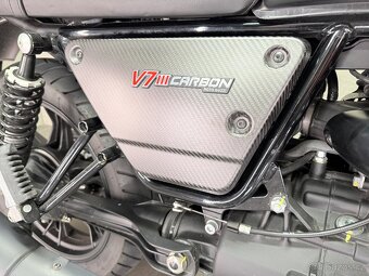 Moto Guzzi V7 III Carbon - ČR / 1. MAJ / LIMITOVANÁ EDICE - 3