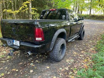 Dodge RAM 1500 Sport 4x4 - 3