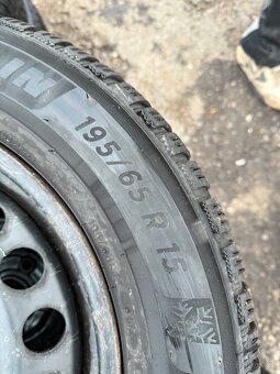 Prodám zimní sadu 195/65 R15 5x100 - 3