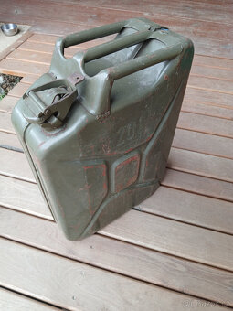 Plechový – vojenský kanystr 20 litrů - 3