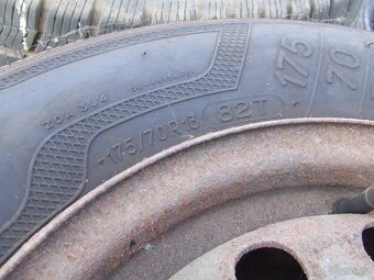 Prodám 2ks Zimních pneu 175/70 R13 Kleber //// Zamluveno - 3