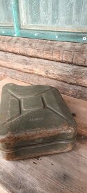 Vojenský kanystr 10 l - 3