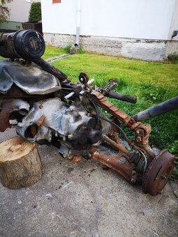 Motor  Trabant, přední náprava, převodovka - 3